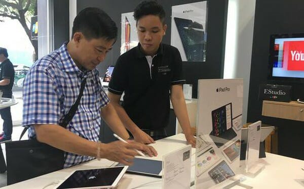 FPT Retail đã mua chuỗi nhà thuốc Long Châu, tiếp bước TGDD nhảy vào mảng bán lẻ dược phẩm?